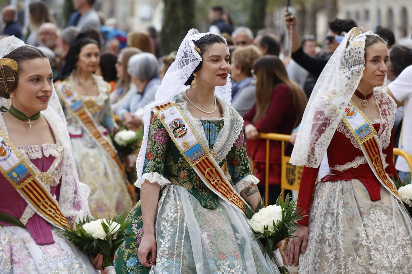 Búscate en la Ofrenda de Fallas del sábado 18 de marzo de 2023