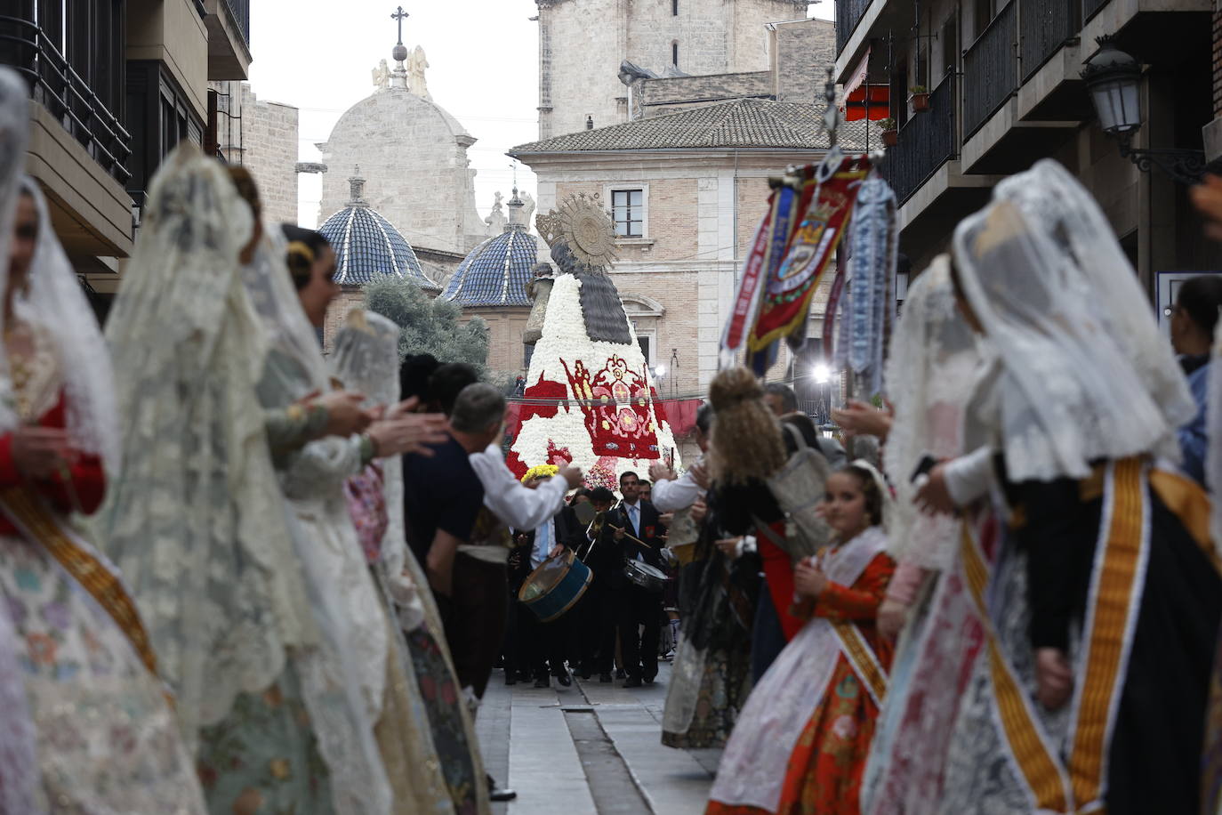 Búscate en la Ofrenda de Fallas del sábado 18 de marzo de 2023