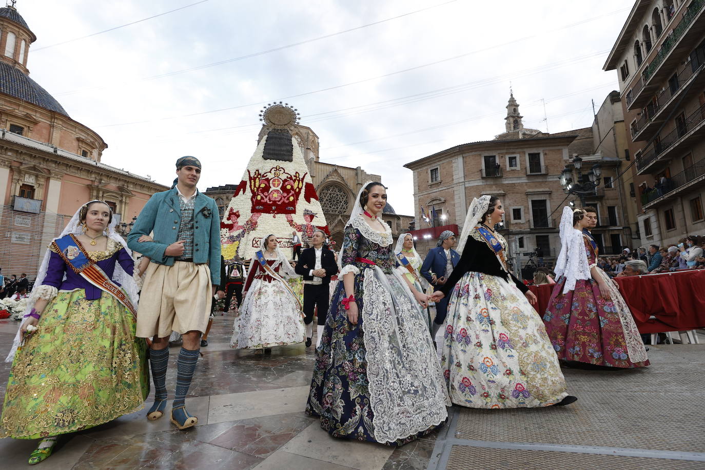 Búscate en la Ofrenda de Fallas del sábado 18 de marzo de 2023