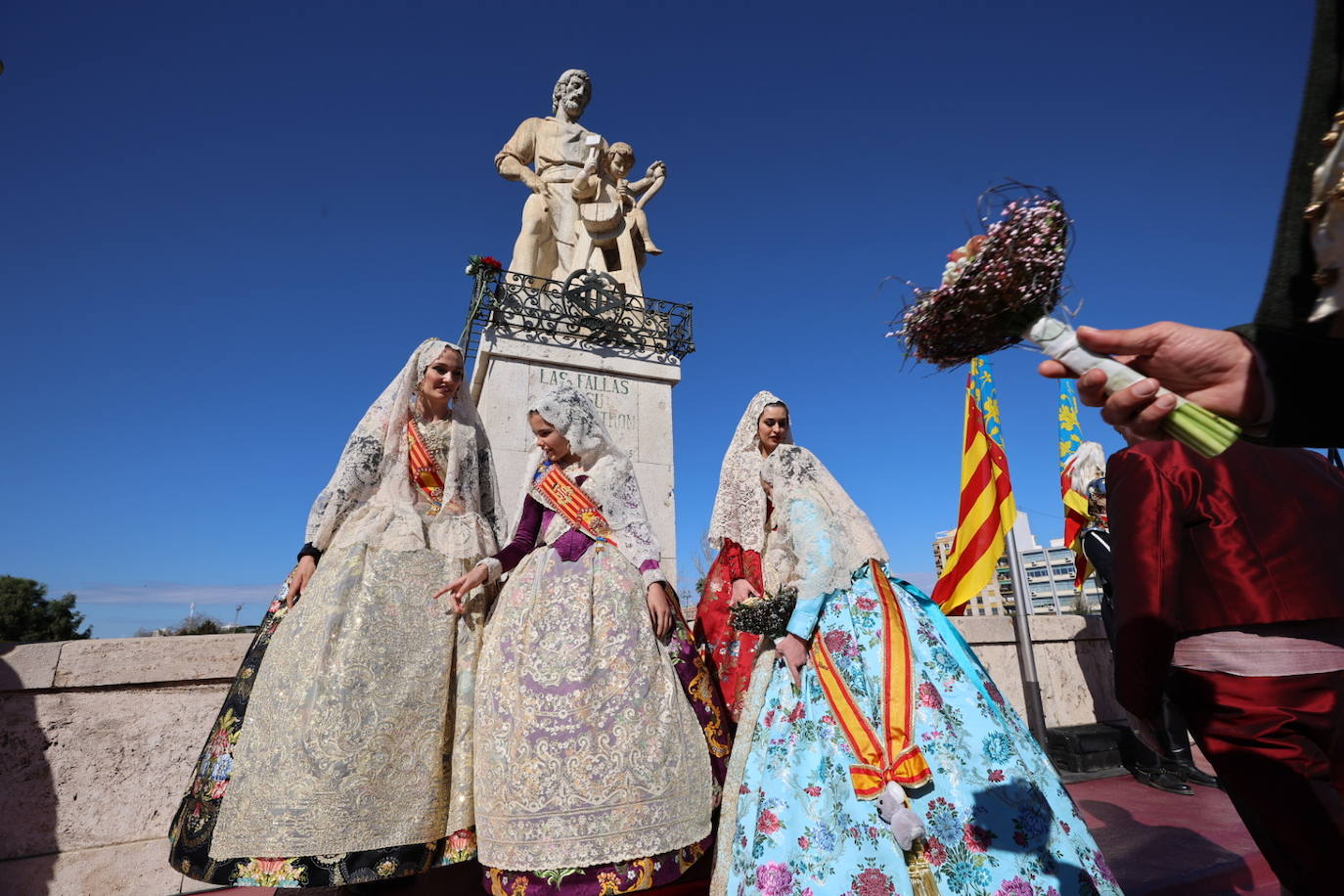 Así ha sido la ofrenda floral a San José de las Fallas 2023