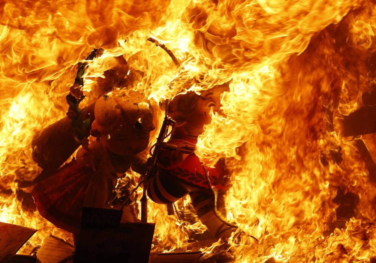 Cremà de la falla infantil municipal