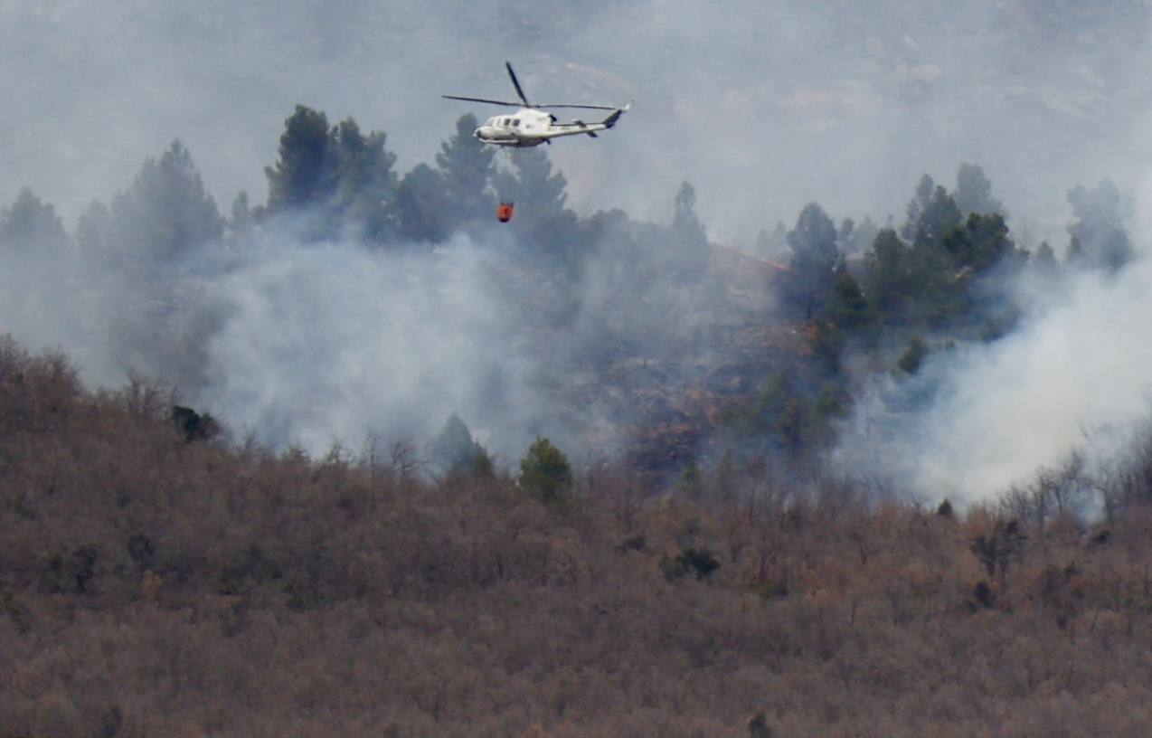 Incendio forestal en Villanueva de Viver