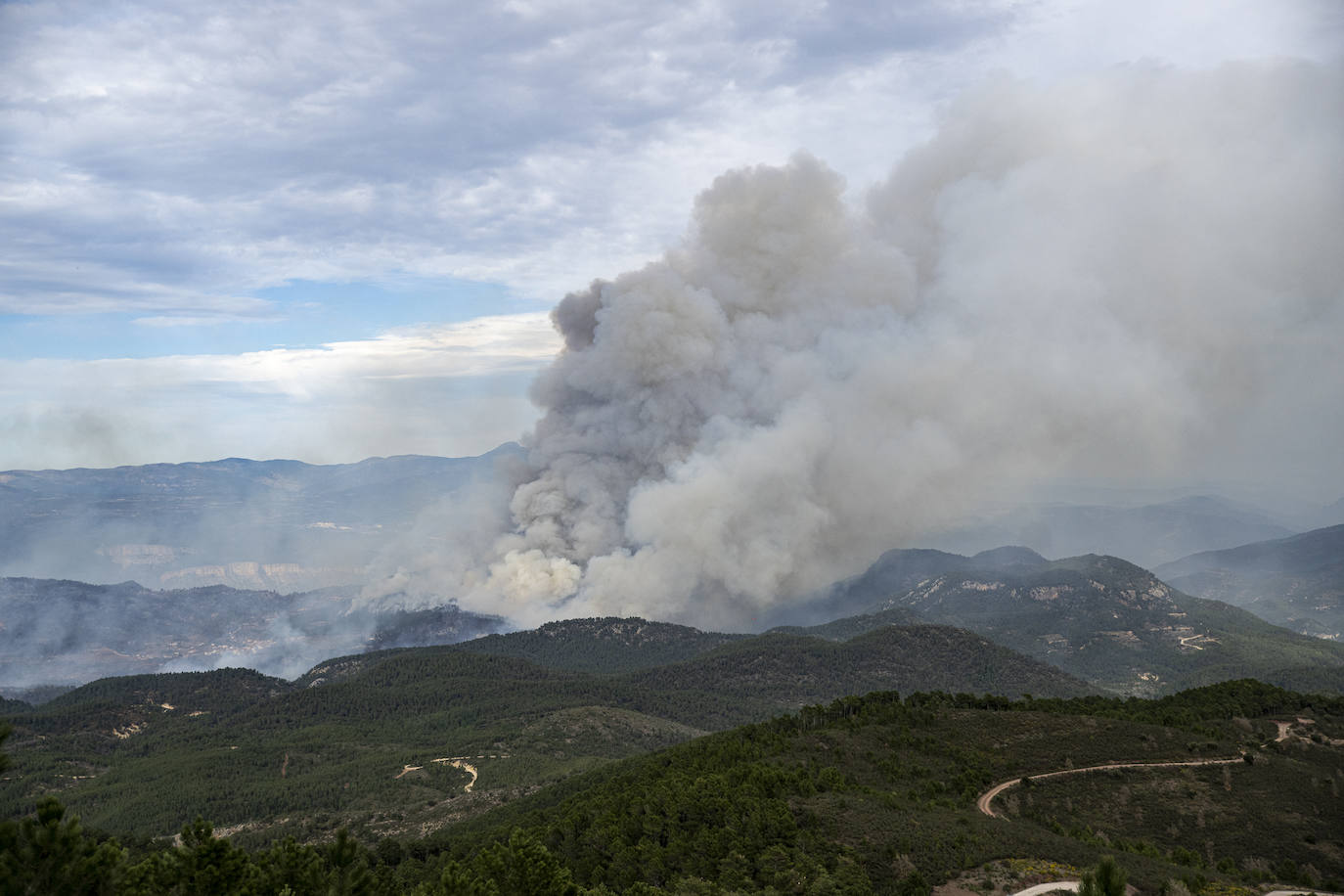 Incendio forestal en Villanueva de Viver