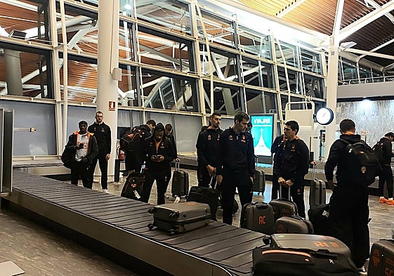 La expedición del Valencia Basket, ya sin Alexander, en Zaragoza