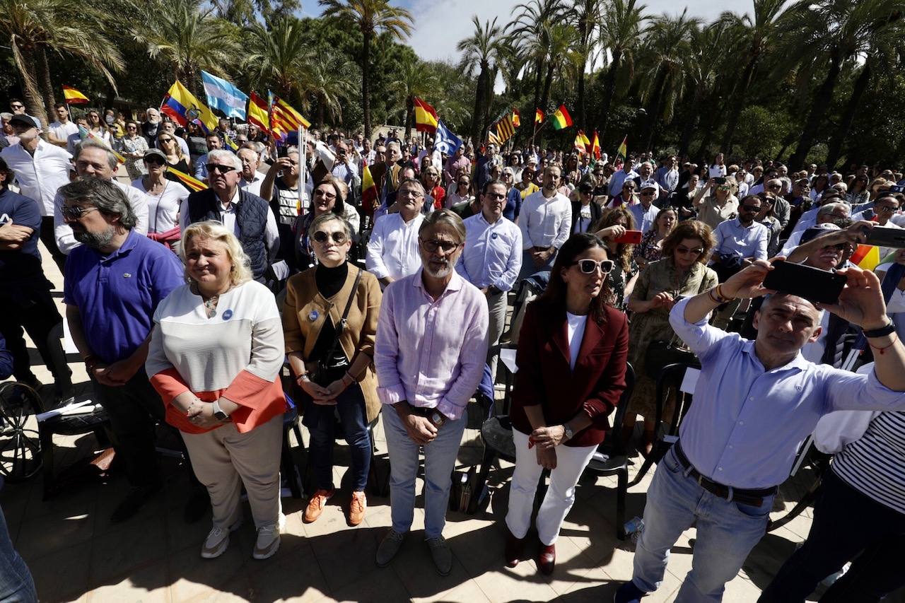 Ayuso participa en un mitin del PP en Valencia