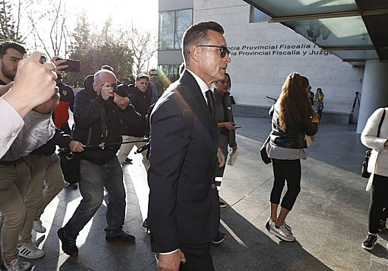 Amadeo Salvo, a su llegada este miércoles a la Ciudad de la Justicia.