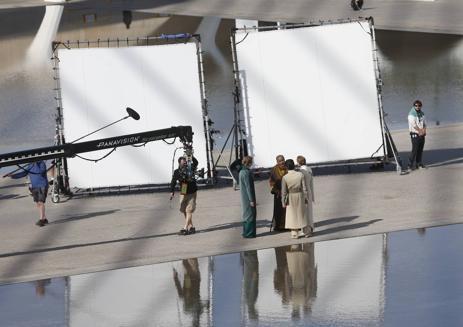 Imagen secundaria 1 - Malestar entre los trabajadores del rodaje de &#039;Star Wars&#039; en Valencia