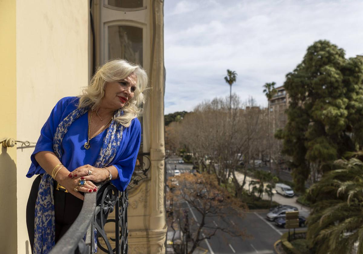 Carmen Torres, académica de la Real Academia de Cultura Valenciana y vecina de la Gran Vïa Marqués del Turia.