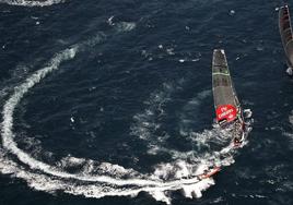 El Alinghi, durante la Copa América que se celebró en Valencia en 2007.