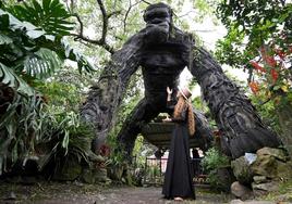 Los gigantes de basura que se convierten en arte