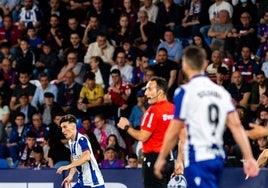 El colegiado Arcediano Monescillo, durante el encuentro.