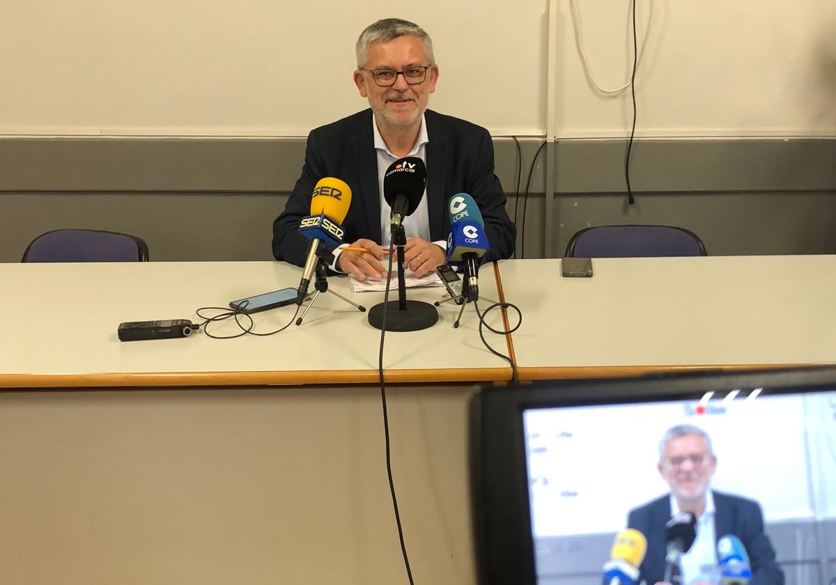 Pep Alandete, en la rueda de prensa del pasado jueves donde anunció que sería candidato a las elecciones de mayo por Projecte Gandia.