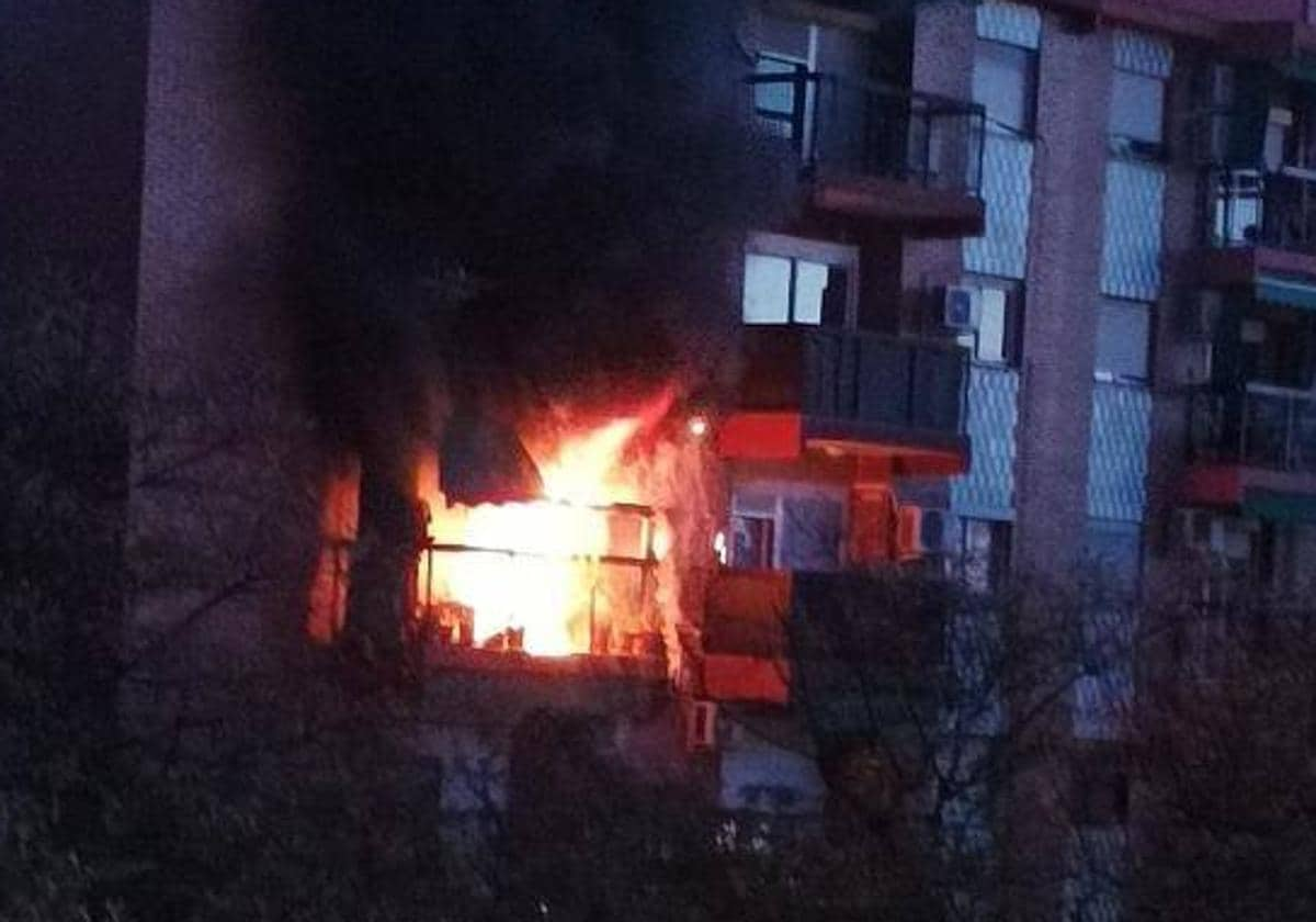 Un anciano sufre quemaduras tras el incendio de su casa en La Horcajada, Ávilared