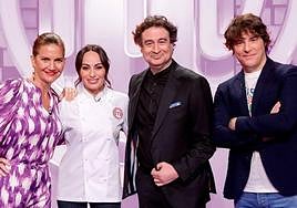 Los miembros del jurado de 'MasterChef' con María Escoté, invitada del último programa.