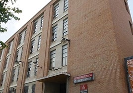 Fachada del Conservatorio de Música de Ontinyent.
