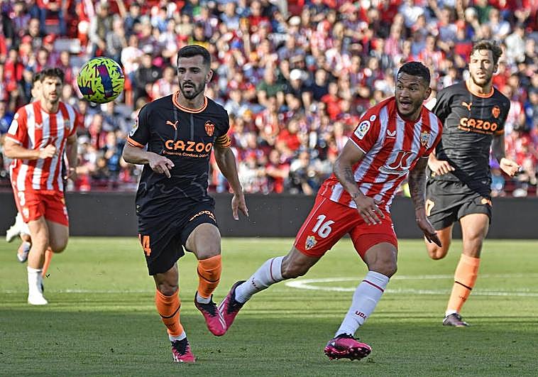 El Valencia regresa moribundo