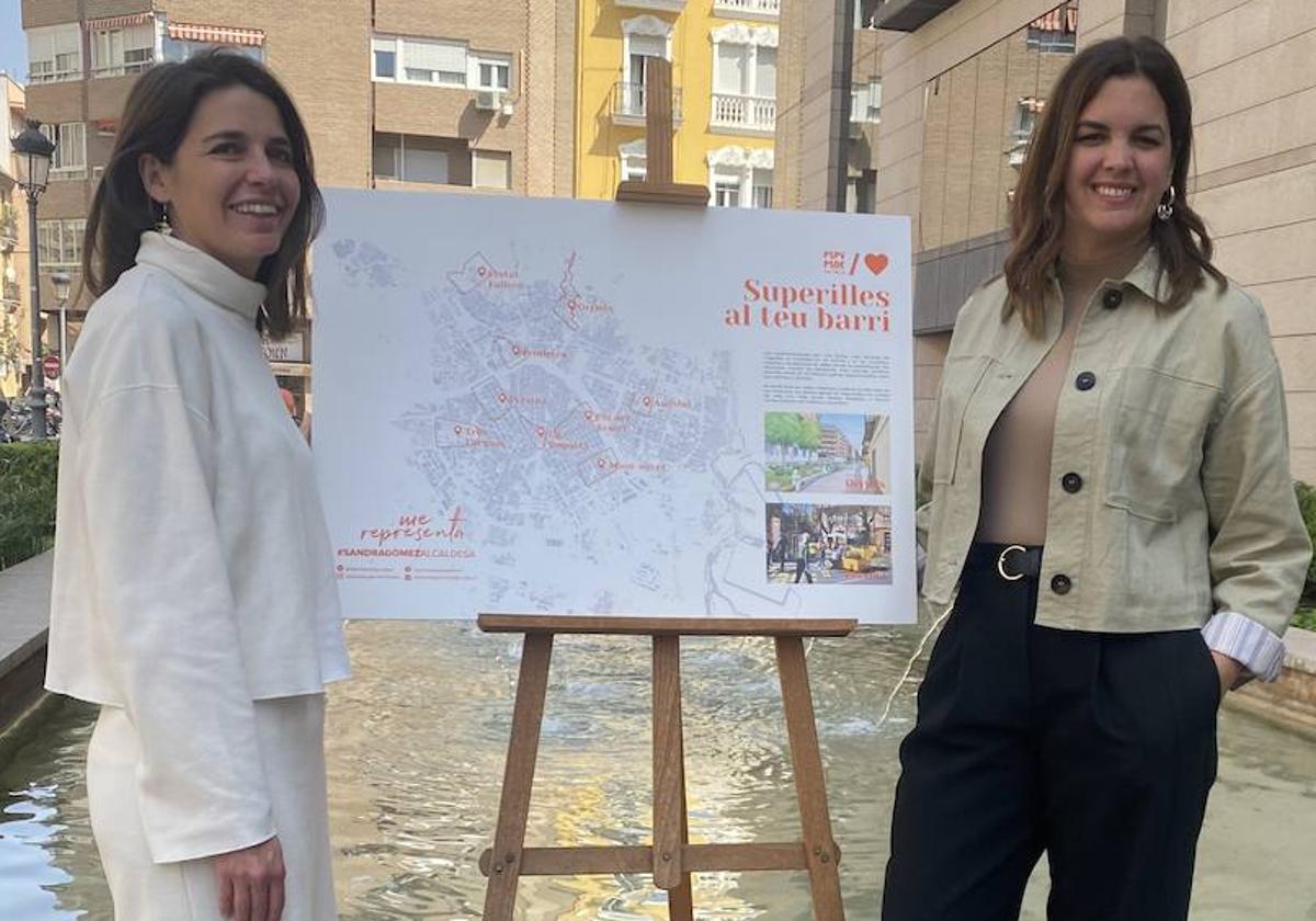 La vicealcaldesa de Valencia, Sandra Gómez (dcha.), junto a María Pérez, candidata al área de Movilidad por el PSPV.