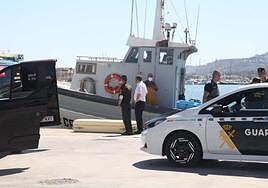 Rescate de los cuerpos en el Puerto de Dénia.