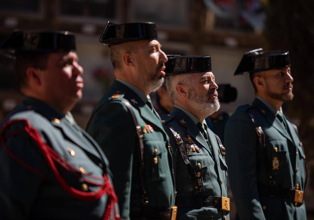Defensa elimina la altura mínima para entrar en el Ejército y modifica la de la Guardia Civil