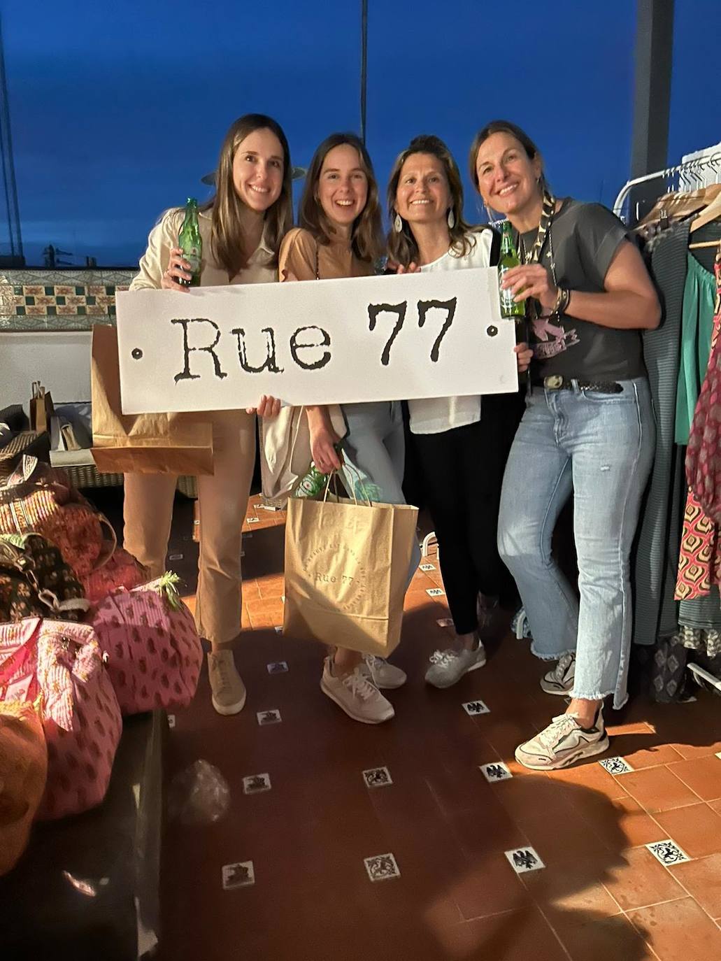 Los apellidos detrás de la firma juvenil valenciana Rue 77