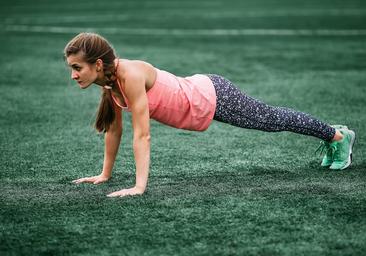 Rutina de ejercicios para quemar grasa abdominal sin ir al gimnasio