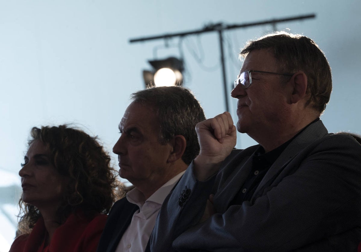 Montero, Zapatero y Puig, en la Ciudad de las Artes y las Ciencias.