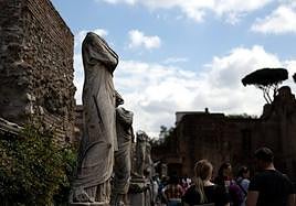 De visita por el Foro Romano, el corazón de la antigua Roma
