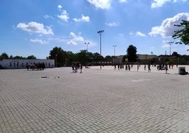 Patio del colegio 8 de abril de San Antonio de Benagéber.