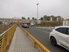 Puente de Xàtiva que salva el barranco de la Casella.