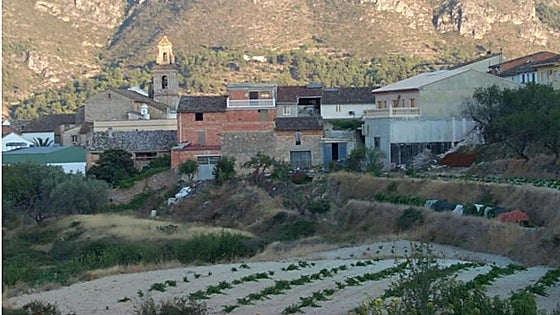 La Conselleria deniega a nueve pueblos en riesgo de despoblación de la Vall d'Albaida el transporte a demanda