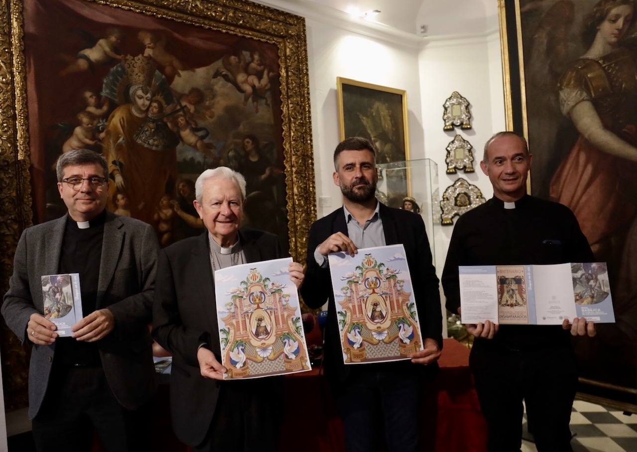 Presentación del programa de actos finales del Año Jubilar del Centenario de la Coronación y de la Fiesta de la Virgen de los Desamparados