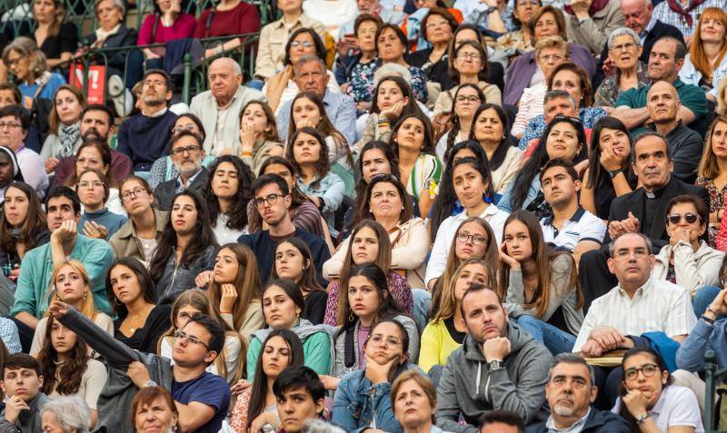 Gran Vigilia por el Centenario de la Coronación de la Virgen de los Desamparados