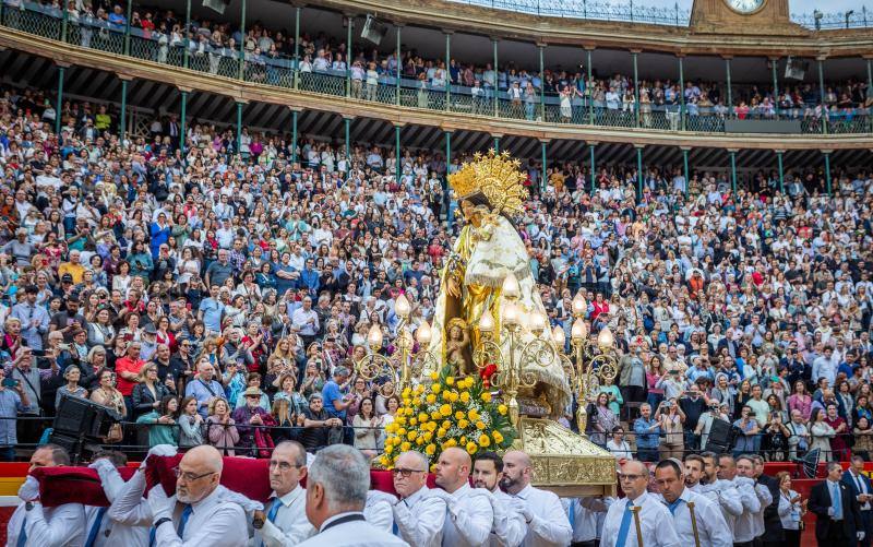 Gran Vigilia por el Centenario de la Coronación de la Virgen de los Desamparados