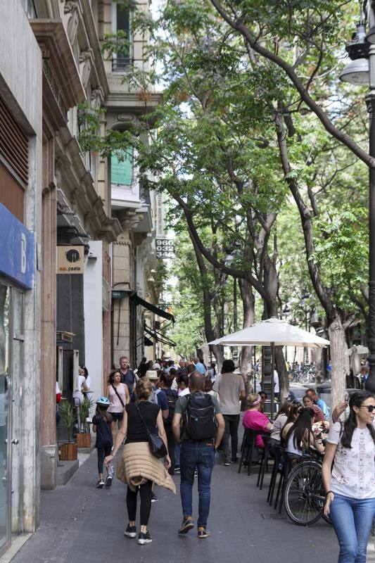 Ambientazo este domingo en las calles de Valencia