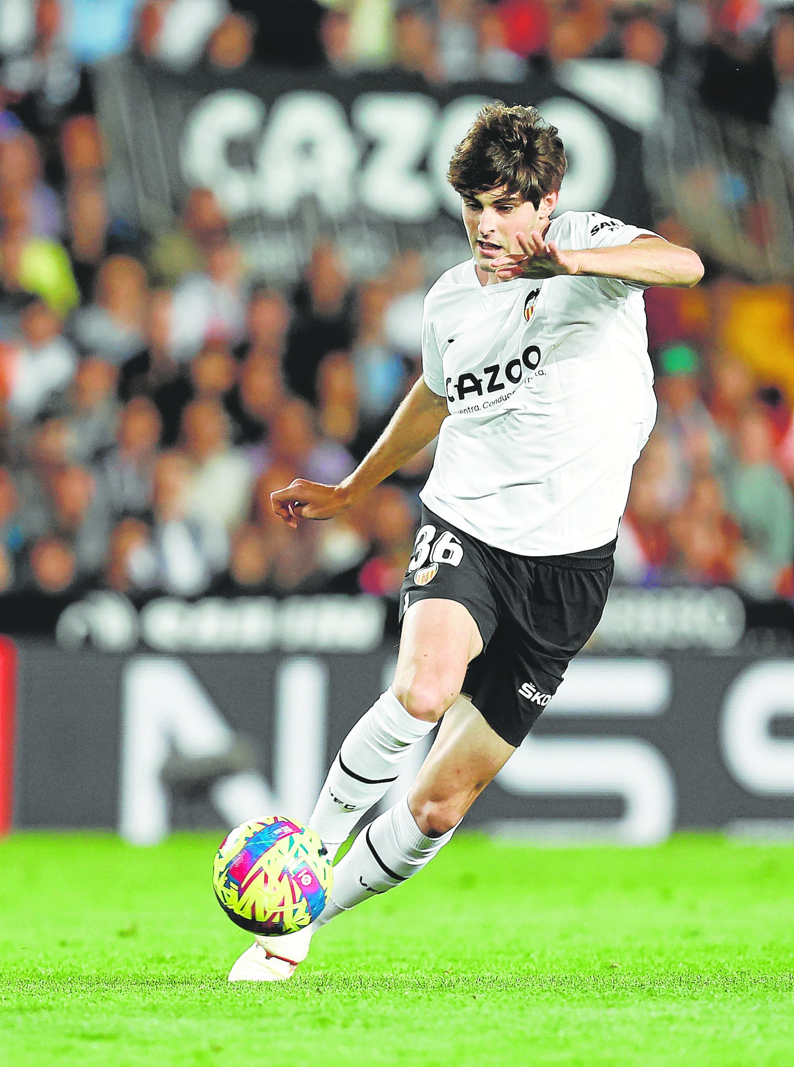 Javi Guerra, durante el partido contra el Valladolid.