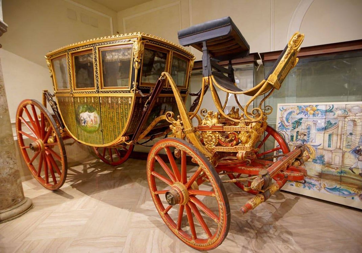 Carroza del Marqués de Llanera que se conserva en el Museo Nacional de Cerámica. AVAN /