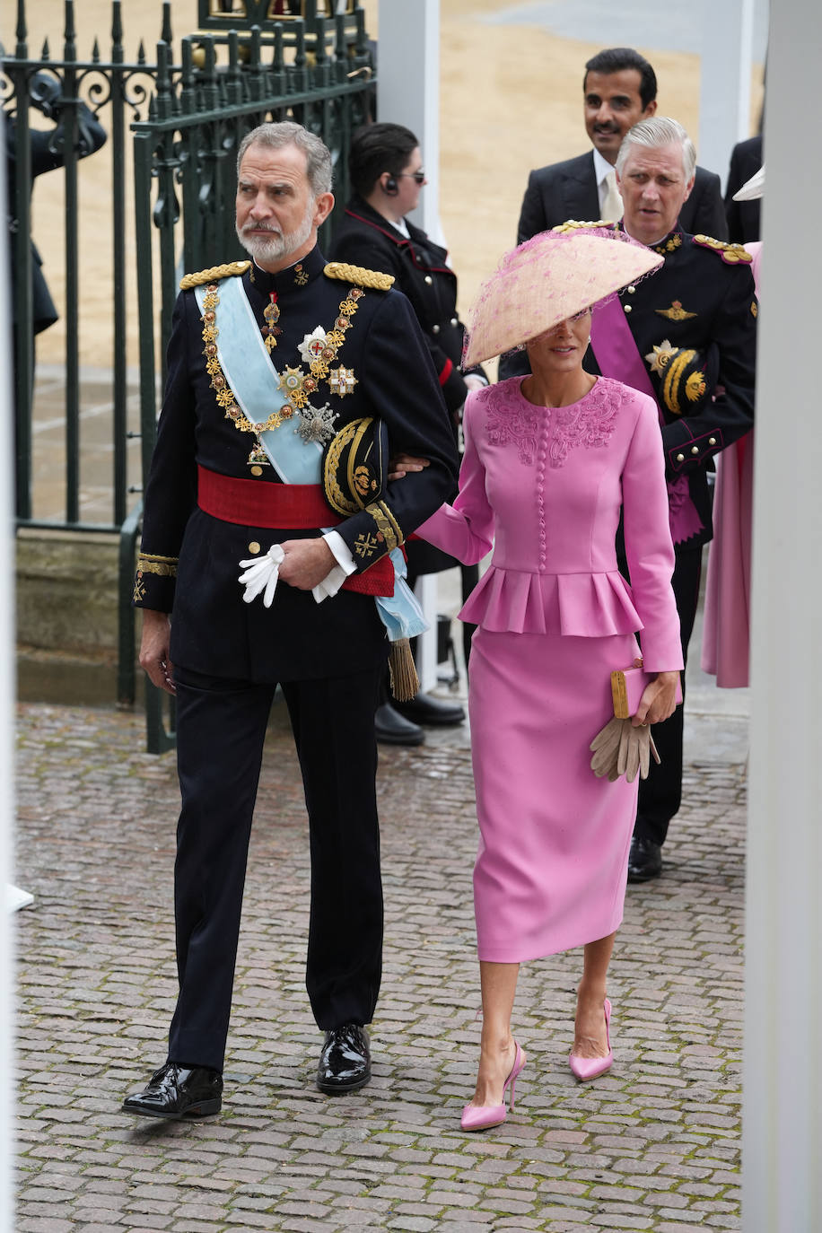 El espectacular look de la reina Letizia en la coronación de Carlos III