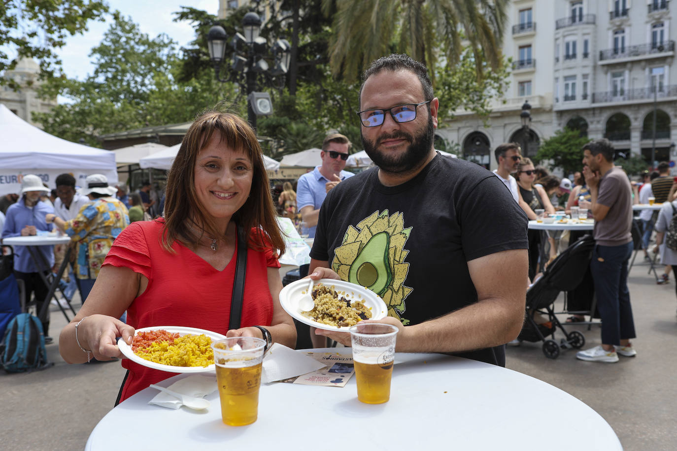 Valencia saborea su gran evento de las paellas