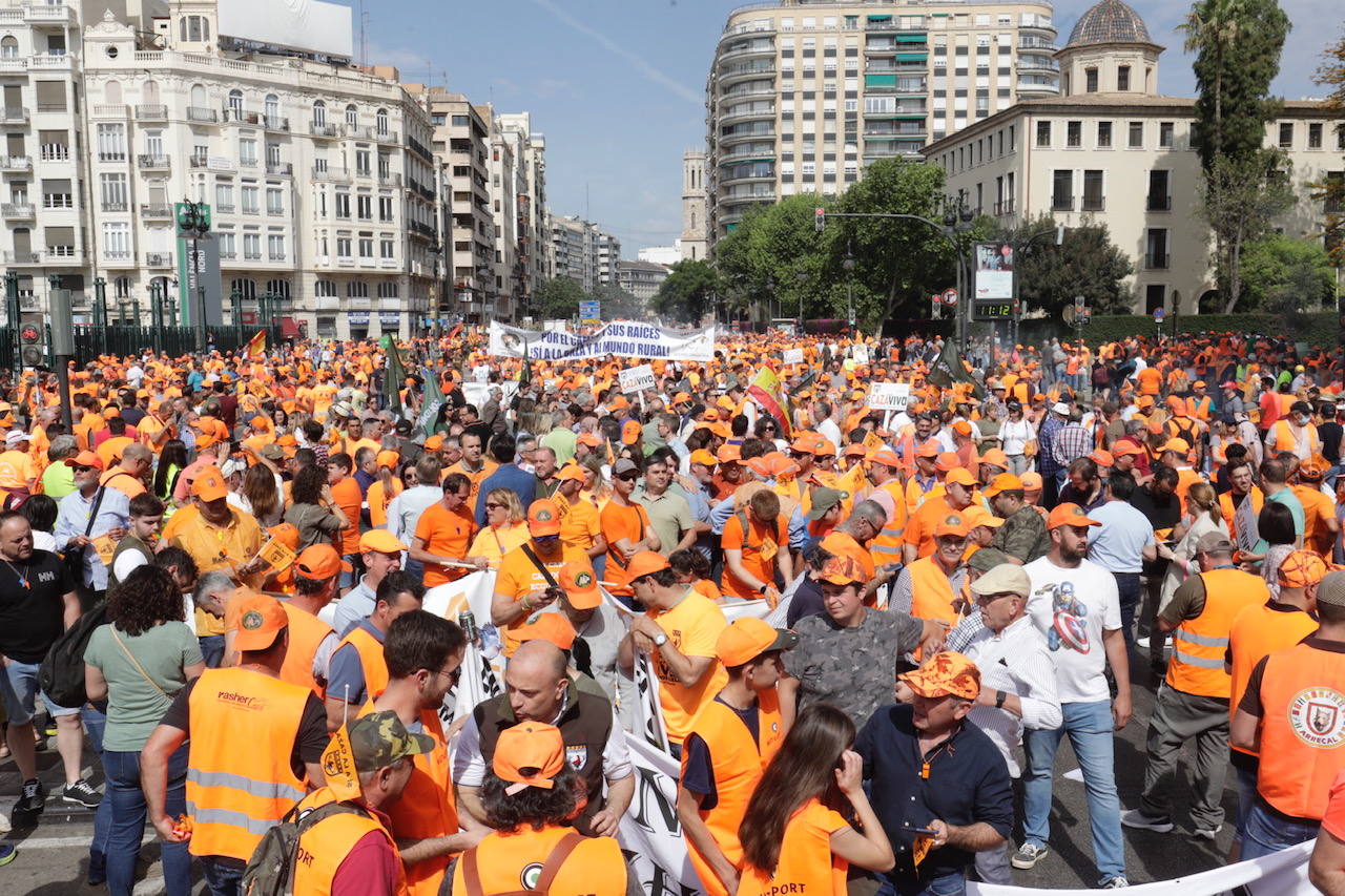 Así ha sido la manifestación en defensa de la caza celebrada en Valencia