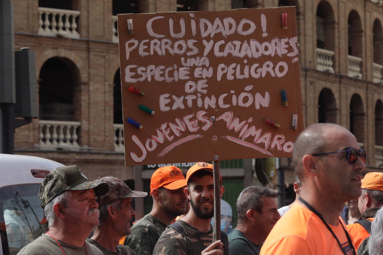 Así ha sido la manifestación en defensa de la caza celebrada en Valencia