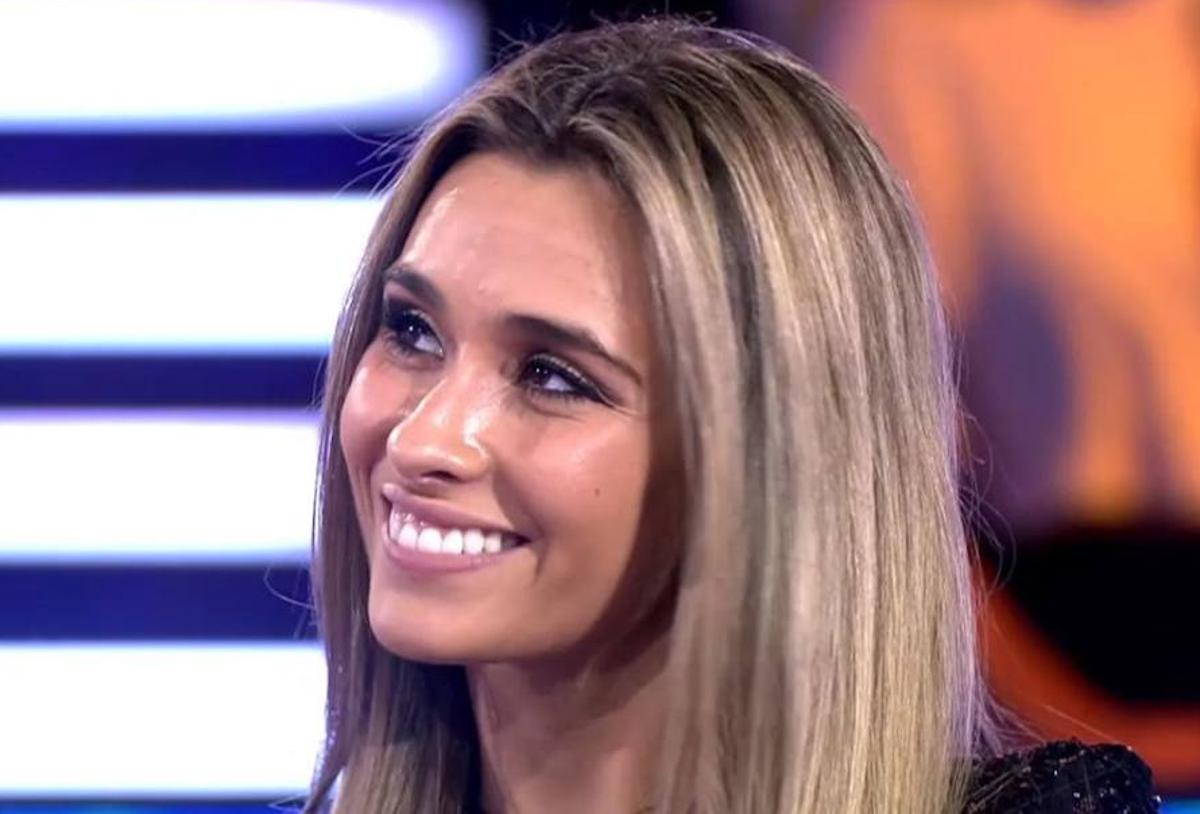 Elena, de la 'Isla de las tentaciones', se pronuncia sobre su relación con un popular futbolista del Villarreal