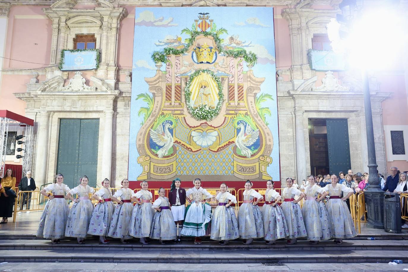 Dansà infantil a la Virgen de los Desamparados