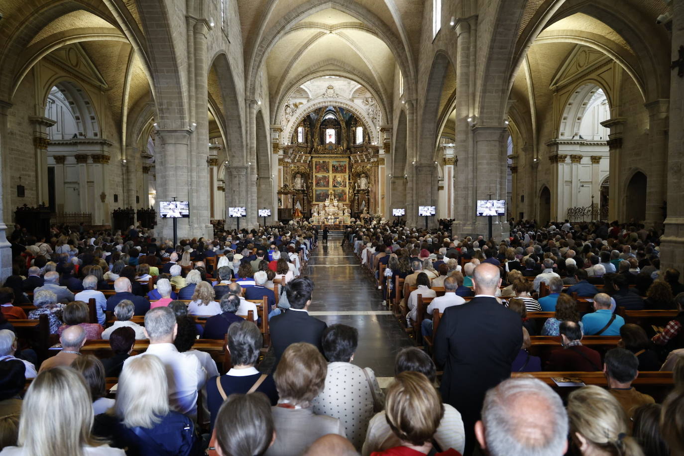 La Catedral de Valencia en la celebración de la misa solemne del centenario de la coronación