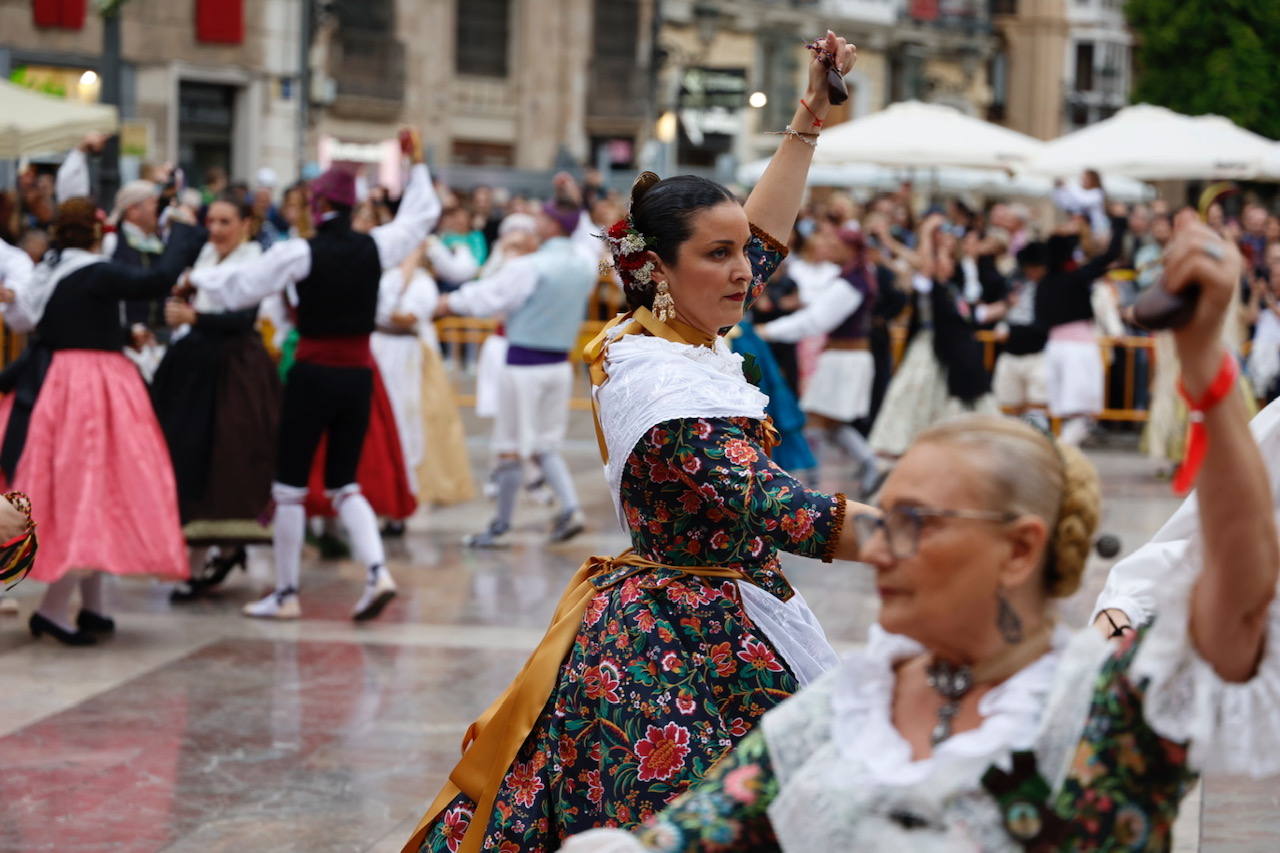 Así ha sido la dansà dels Pobles por el Centenario de la Coronación de la Virgen