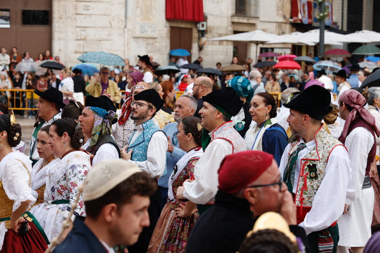 Así ha sido la dansà dels Pobles por el Centenario de la Coronación de la Virgen