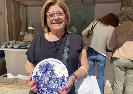 Imagen secundaria 1 - Manolo BEzares; Vicenta Hervás y Mari Carmen Boza, clientes de l'Escuraeta.