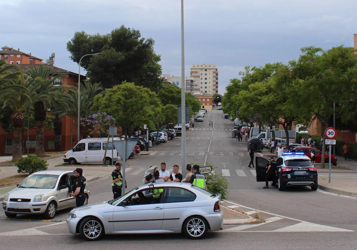 Tensión en La Coma: «No podemos ni limpiar, no paran las amenazas en algunas calles»