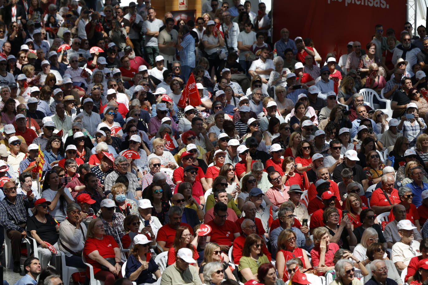 Fotos del mitin de Pedro Sánchez en Valencia antes del 28-M