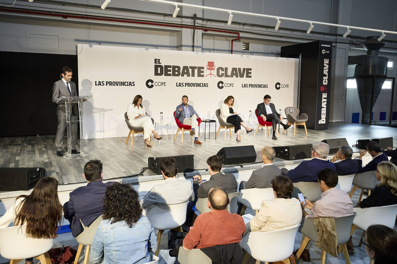 Los candidatos a la alcaldía de Valencia, en el último debate clave de LAS PROVINCIAS