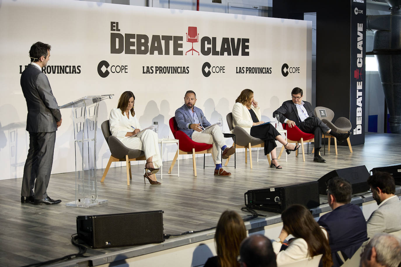 Los candidatos a la alcaldía de Valencia, en el último debate clave de LAS PROVINCIAS